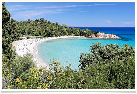 Photo de la plage de Canella à proximité du Camping La Vetta à Porto-Vecchio en Corse du Sud.