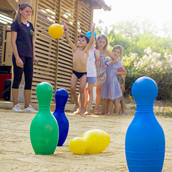campingplatz mit wasserfläche ovu santu strand